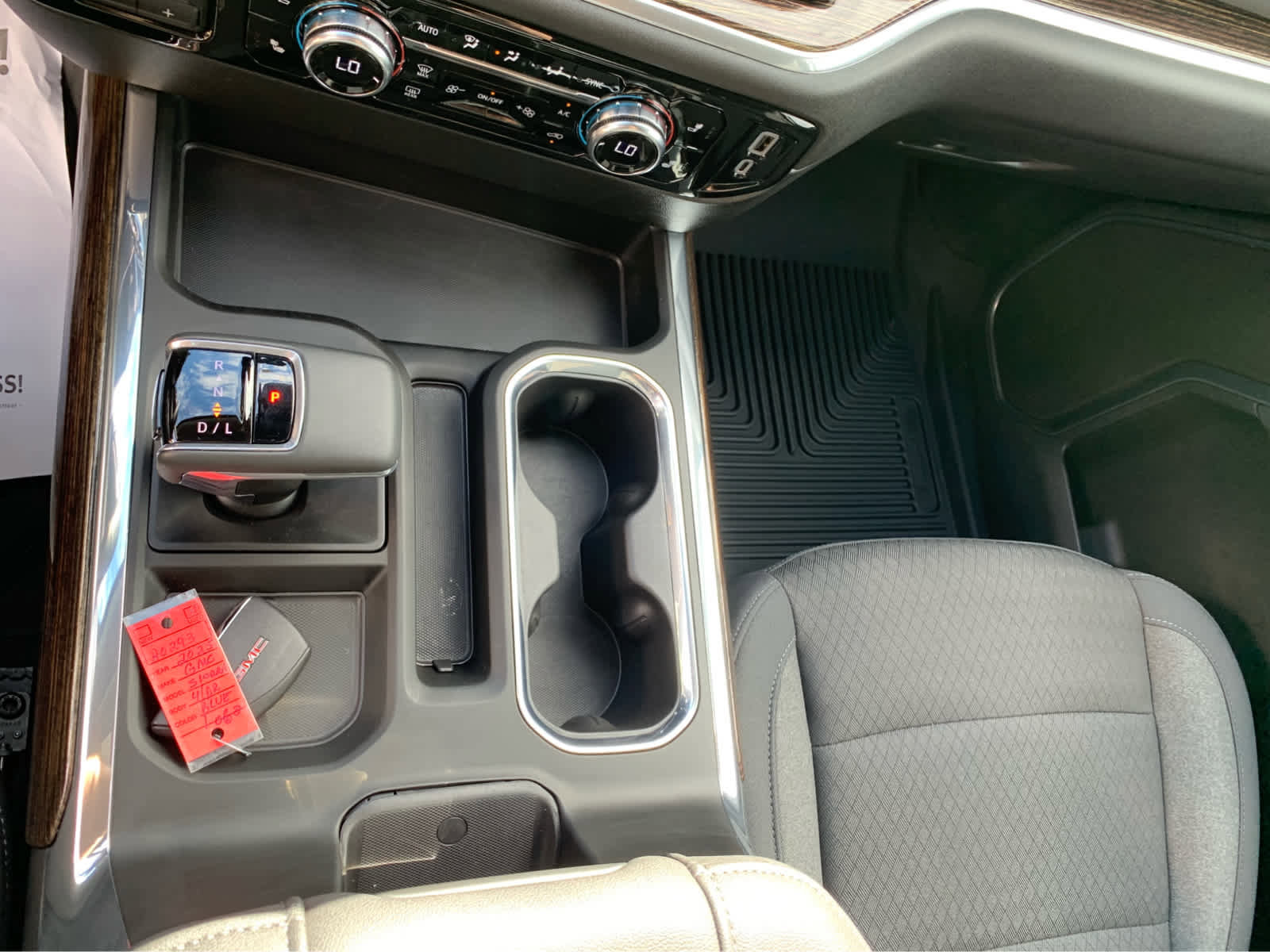 Used 2025 GMC Sierra 1500 Elevation w/ Preferred Package image 20