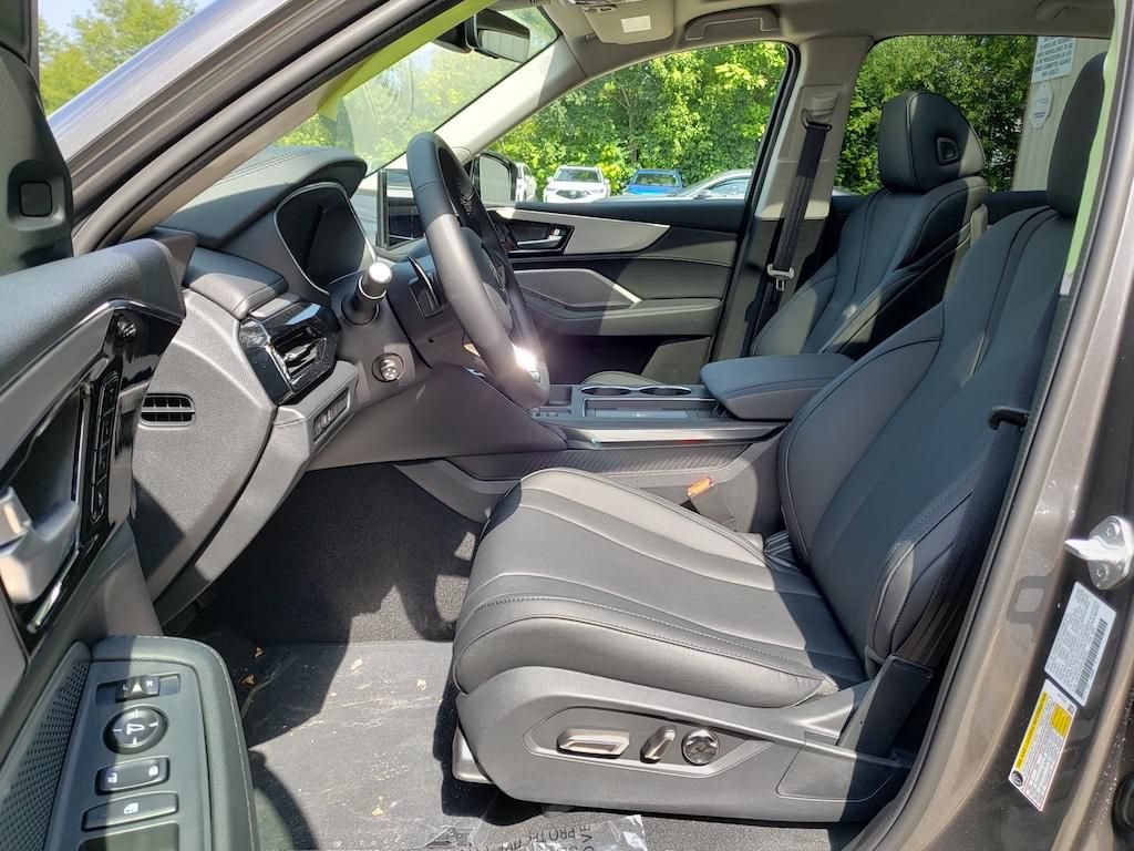 New 2026 Acura MDX SH-AWD image 10