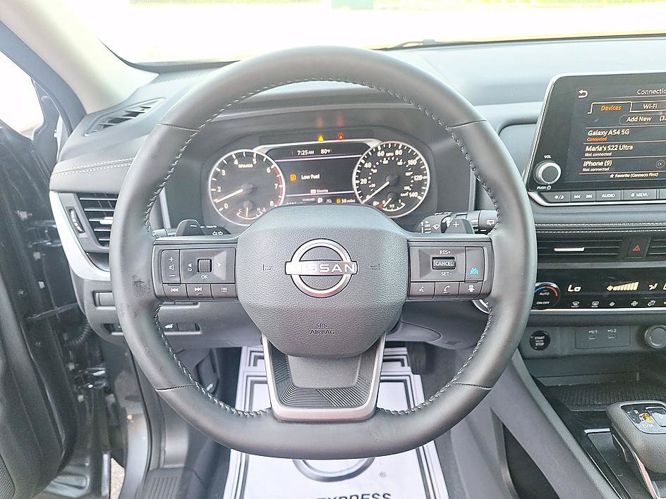 Certified 2026 Nissan Rogue SV FWD image 13