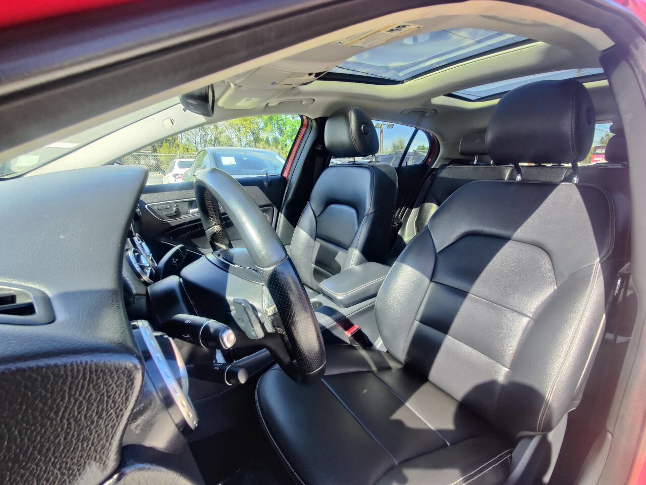 Used 2015 Mercedes-Benz GLA 250 GLA 250 4dr SUV image 21