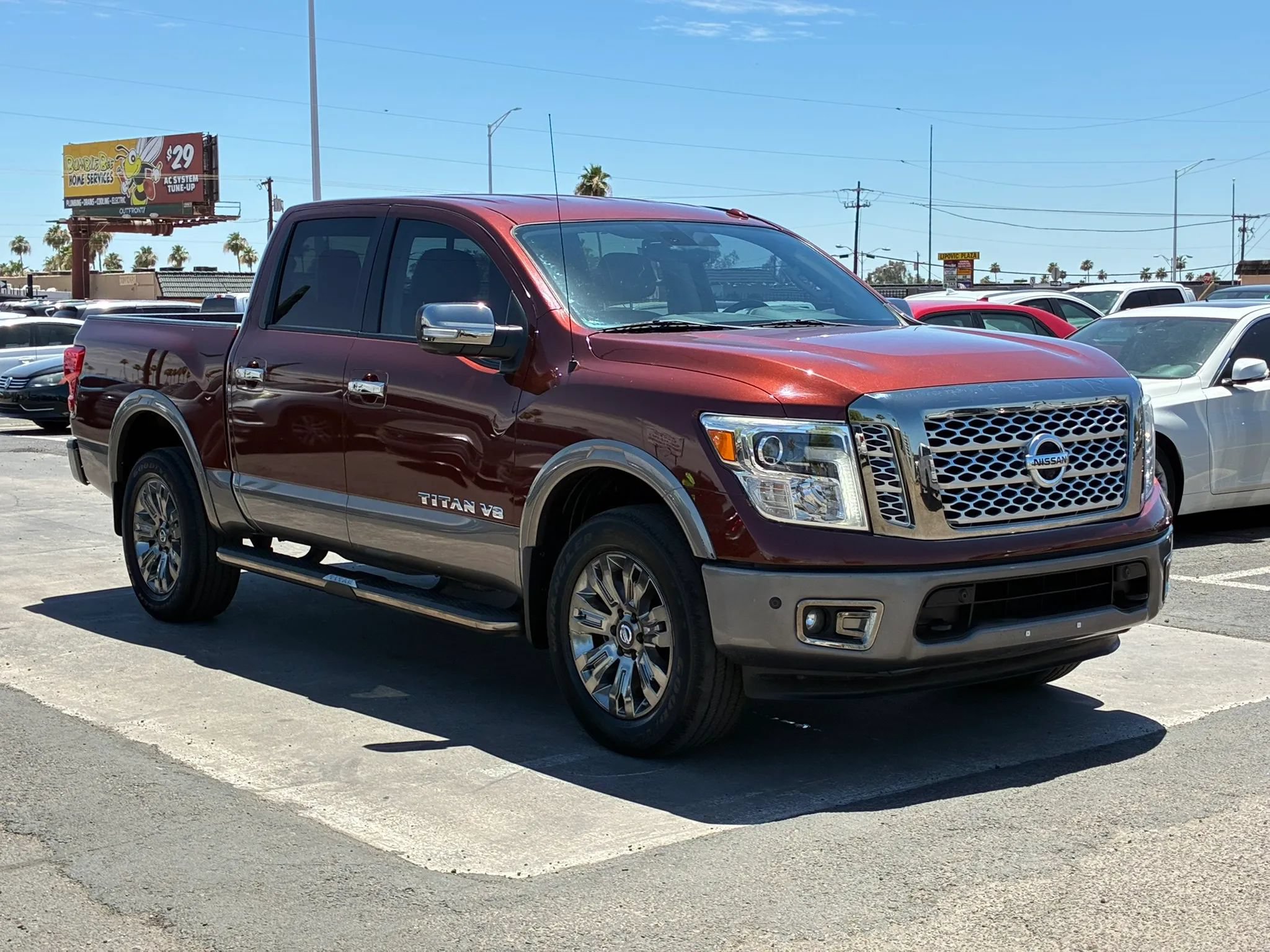 Used 2019 Nissan Titan Platinum Reserve AWD/4WD image 12