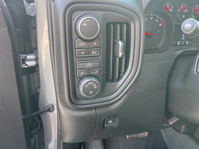 New 2026 Chevrolet Silverado 1500 Custom w/ Turbomax Blackout Package image 19