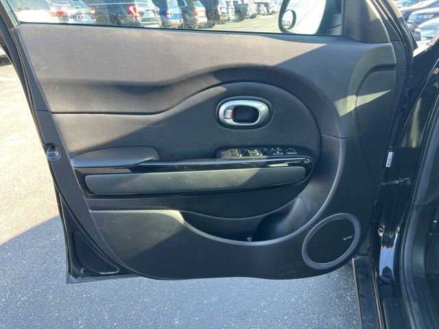 Used 2016 Kia Soul ! w/ Premium Package image 26