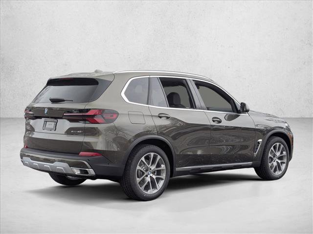 New 2026 BMW X5 xDrive40i w/ Premium Package image 2