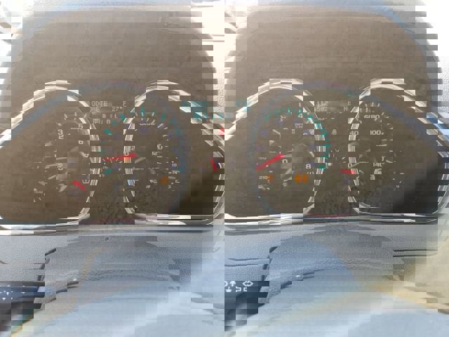 Used 2010 Chevrolet Traverse LT FWD image 9