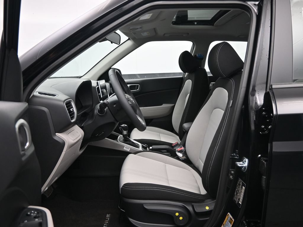 New 2026 Hyundai Venue SEL FWD image 20