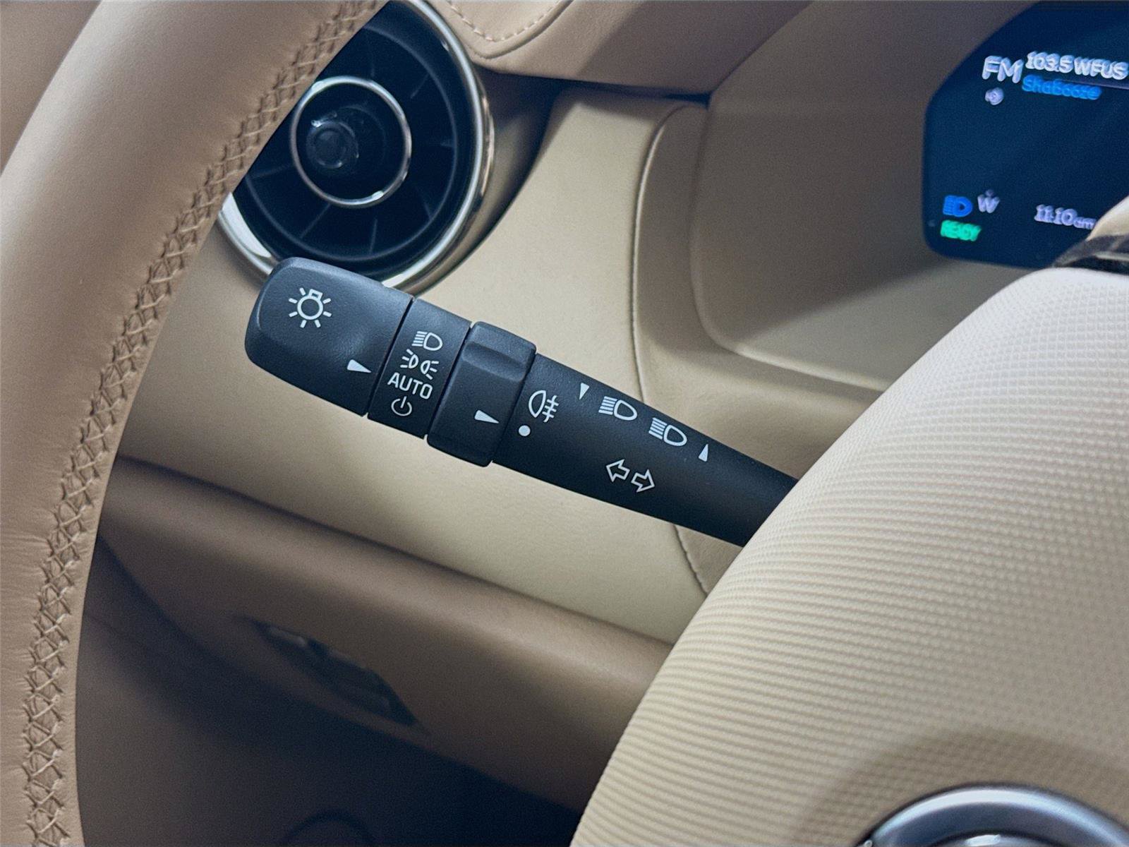 New 2025 Karma Revero Luxury RWD image 5