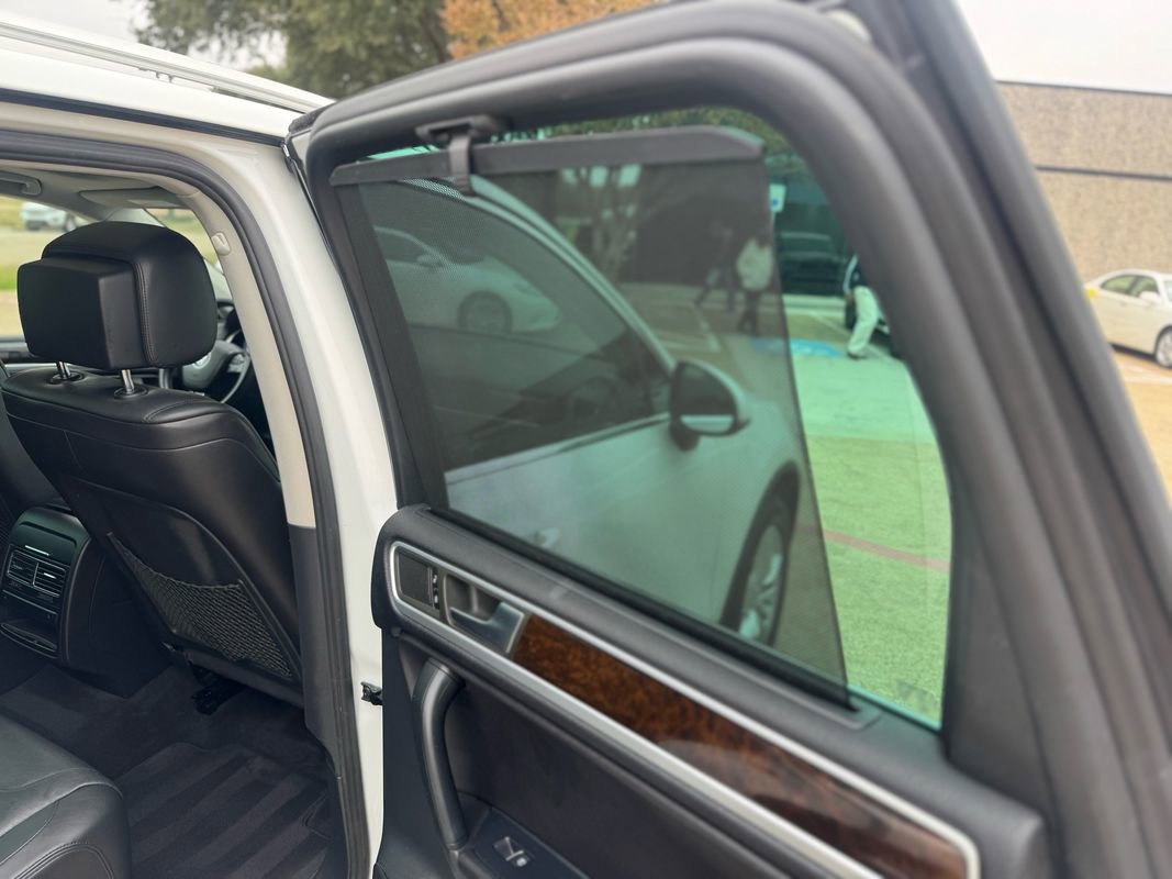 Used 2013 Volkswagen Touareg Hybrid image 39