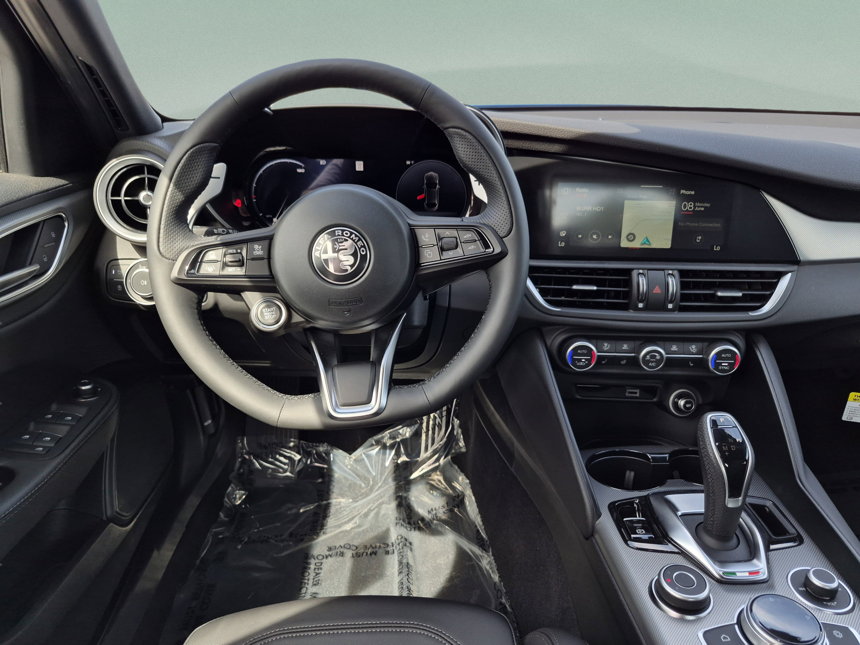 New 2026 Alfa Romeo Giulia w/ Driving Assist Package RWD image 23