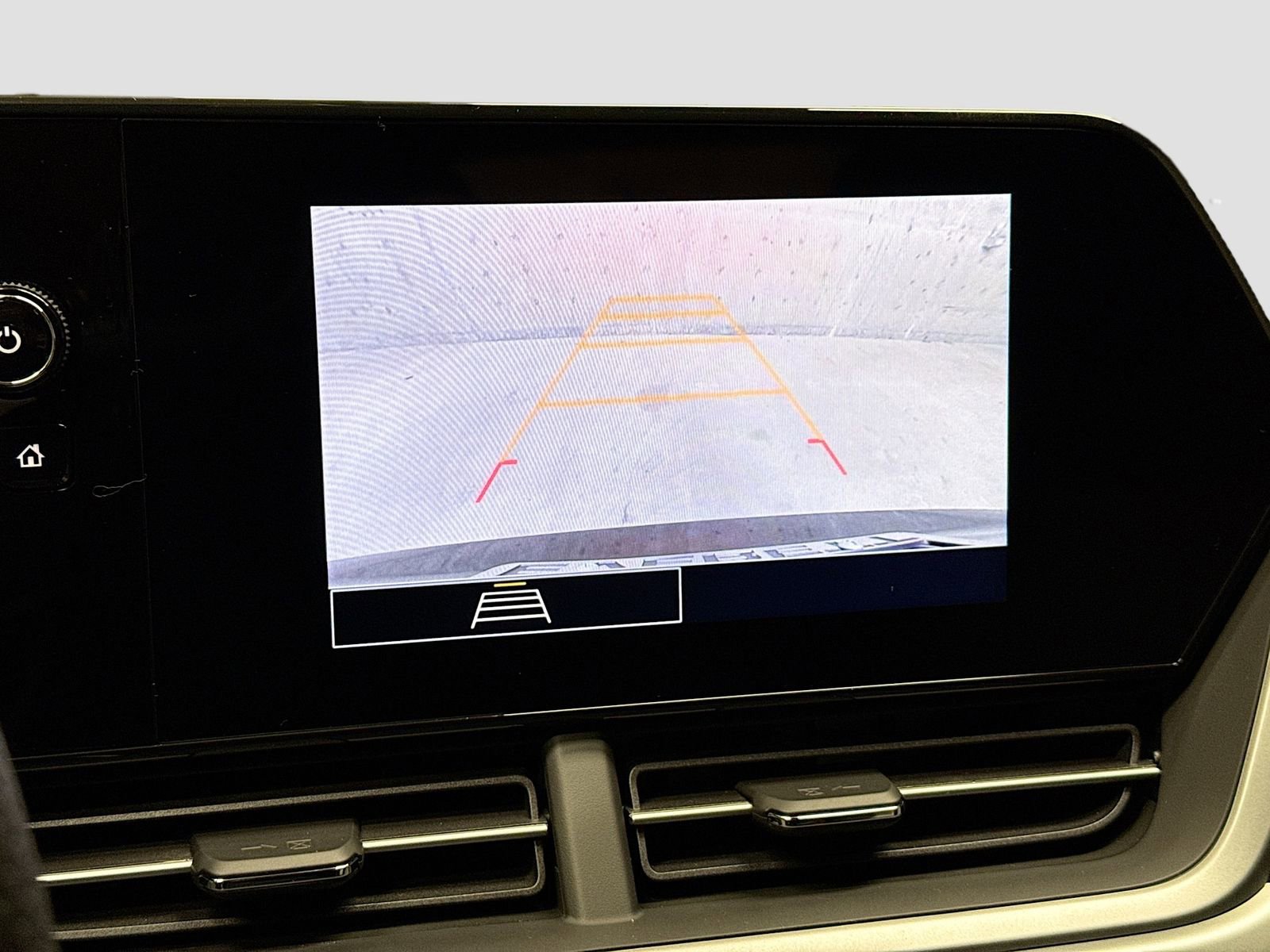 New 2026 Chevrolet Trax RS w/ Driver Confidence Package image 17