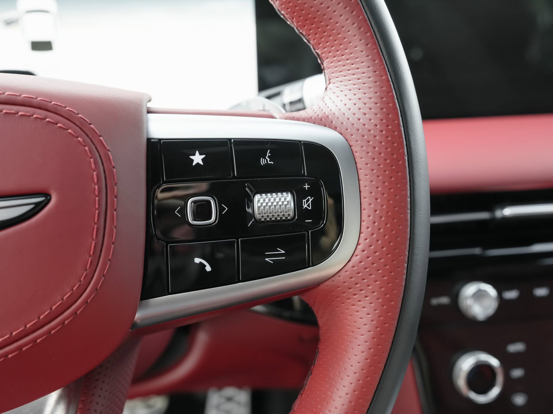 Used 2025 Genesis G80 3.5T Sport AWD/4WD image 19