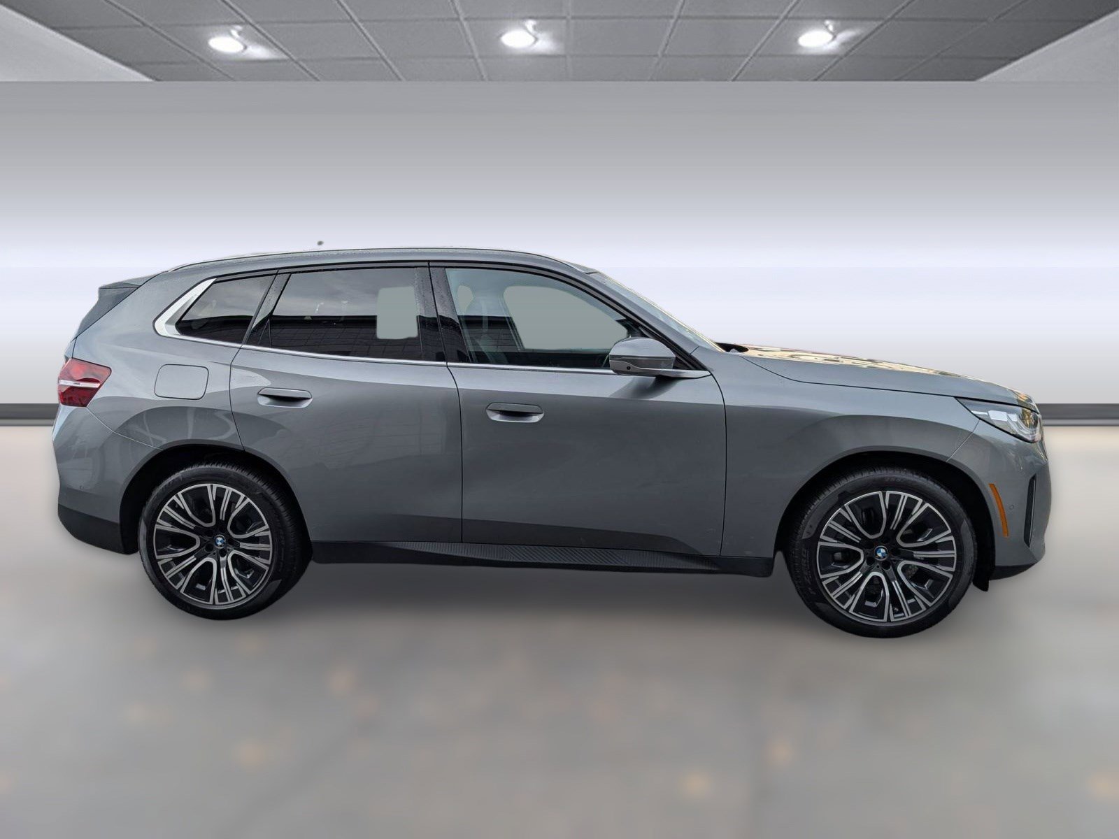 Used 2025 BMW X3 xDrive30i w/ Premium Package image 8