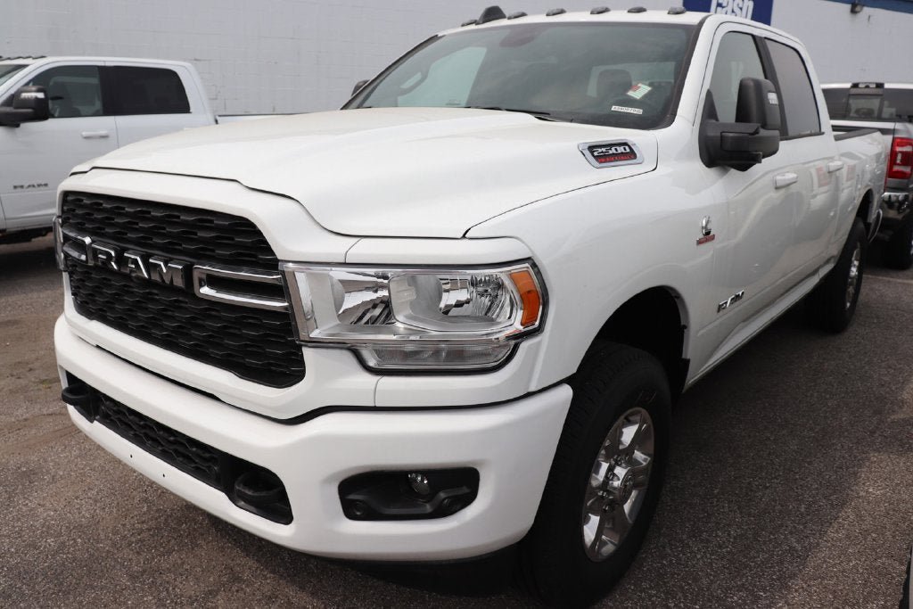 New 2024 RAM 2500 Big Horn w/ Towing Technology Group AWD/4WD image 3