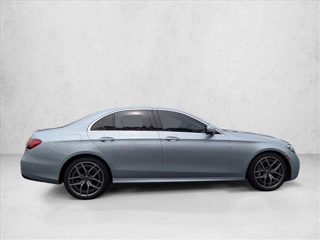 Used 2021 Mercedes-Benz E 350 4MATIC Sedan image 4
