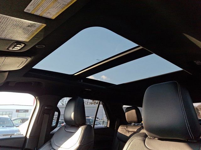 Used 2021 Ford Explorer ST w/ Equipment Group 401A image 16