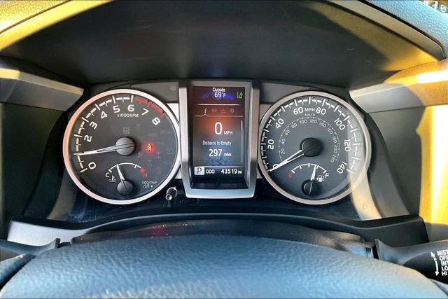Used 2023 Toyota Tacoma SR5 image 10