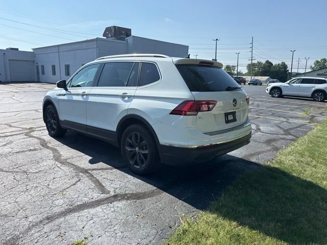 Used 2024 Volkswagen Tiguan SE AWD/4WD image 5