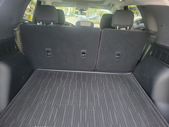 Used 2021 Ford Escape SE w/ SE Sport Appearance Package image 13