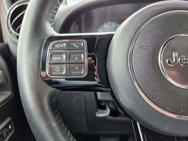 Certified 2017 Jeep Wrangler Unlimited Sahara AWD/4WD image 31