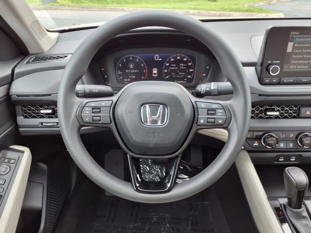 New 2025 Honda Accord SE image 15