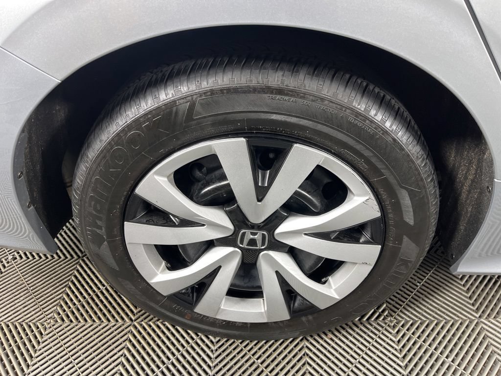 Certified 2025 Honda Civic LX image 9