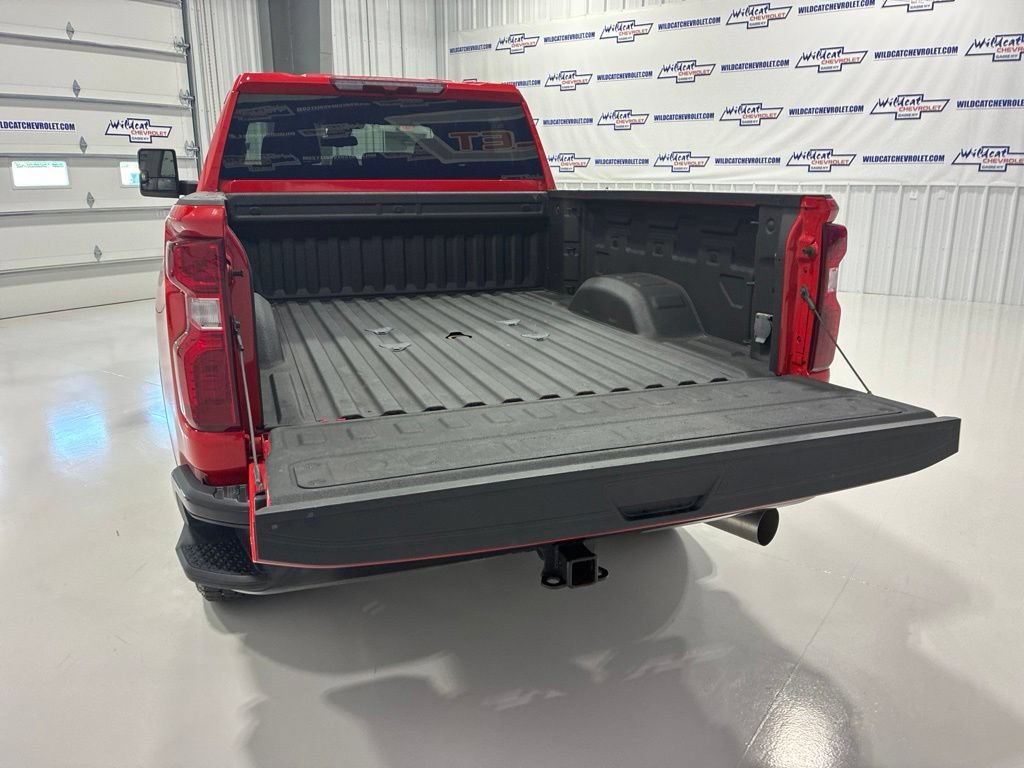 Used 2024 Chevrolet Silverado 2500 Custom w/ Custom Value Package AWD/4WD image 6