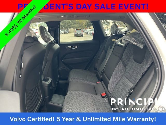 Certified 2025 Volvo XC60 T8 Core image 25