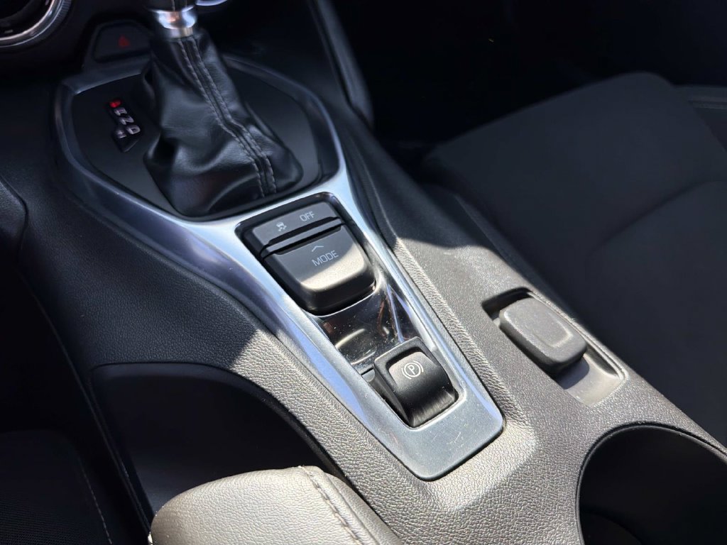 Used 2018 Chevrolet Camaro LT w/ RS Package RWD image 26