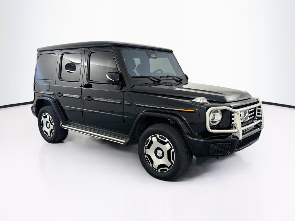 Used 2025 Mercedes-Benz G 550 image 3