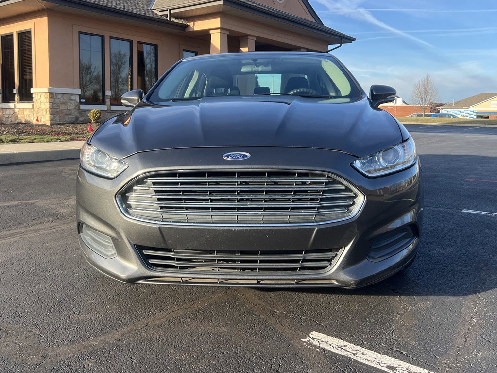 Used 2016 Ford Fusion SE image 8
