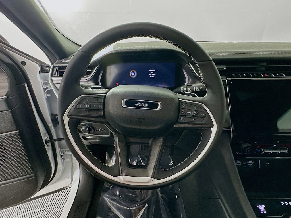 Certified 2025 Jeep Grand Cherokee Limited image 18