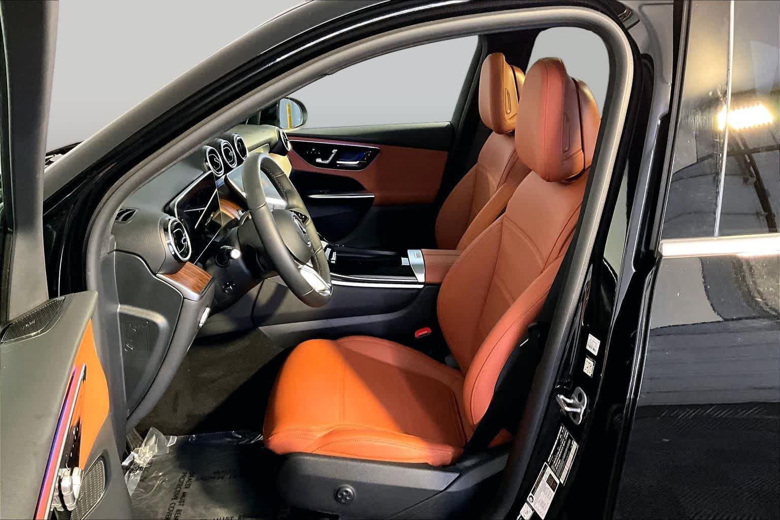 Certified 2026 Mercedes-Benz GLC 300 4MATIC image 9
