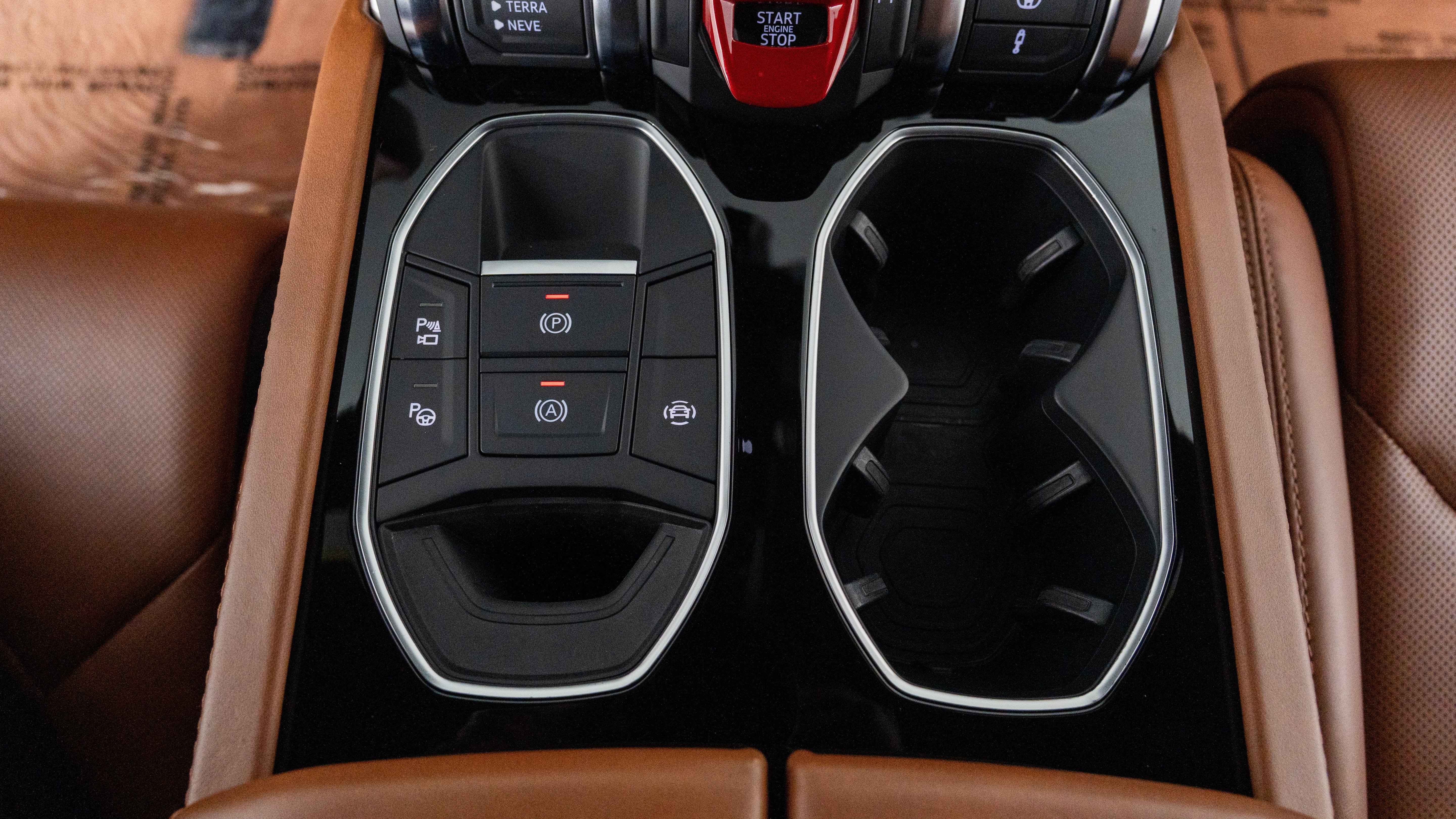 Used 2024 Lamborghini Urus S AWD/4WD image 25