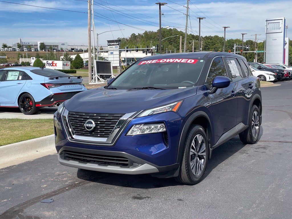 Used 2023 Nissan Rogue SV FWD image 4