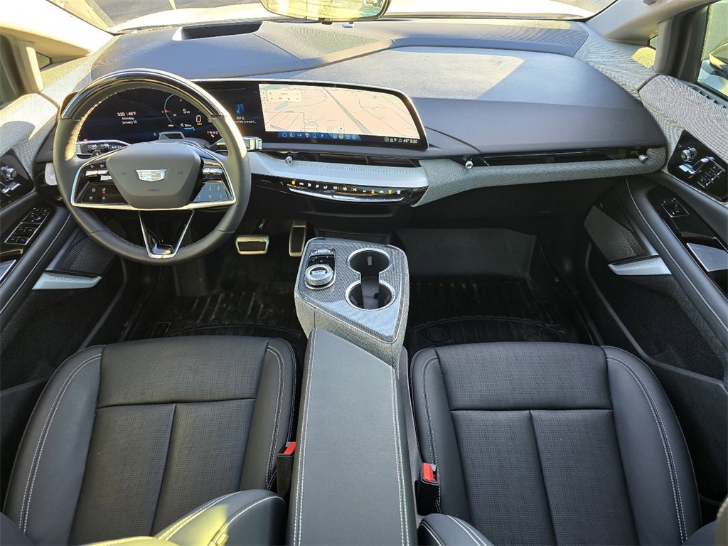 Used 2025 Cadillac Optiq Sport 2 w/ LPO, Floor Liner Package image 25