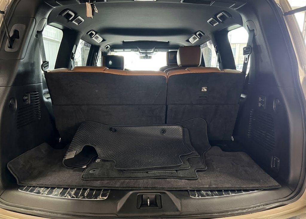 Used 2023 INFINITI QX80 Sensory w/ Cargo Package AWD/4WD image 15