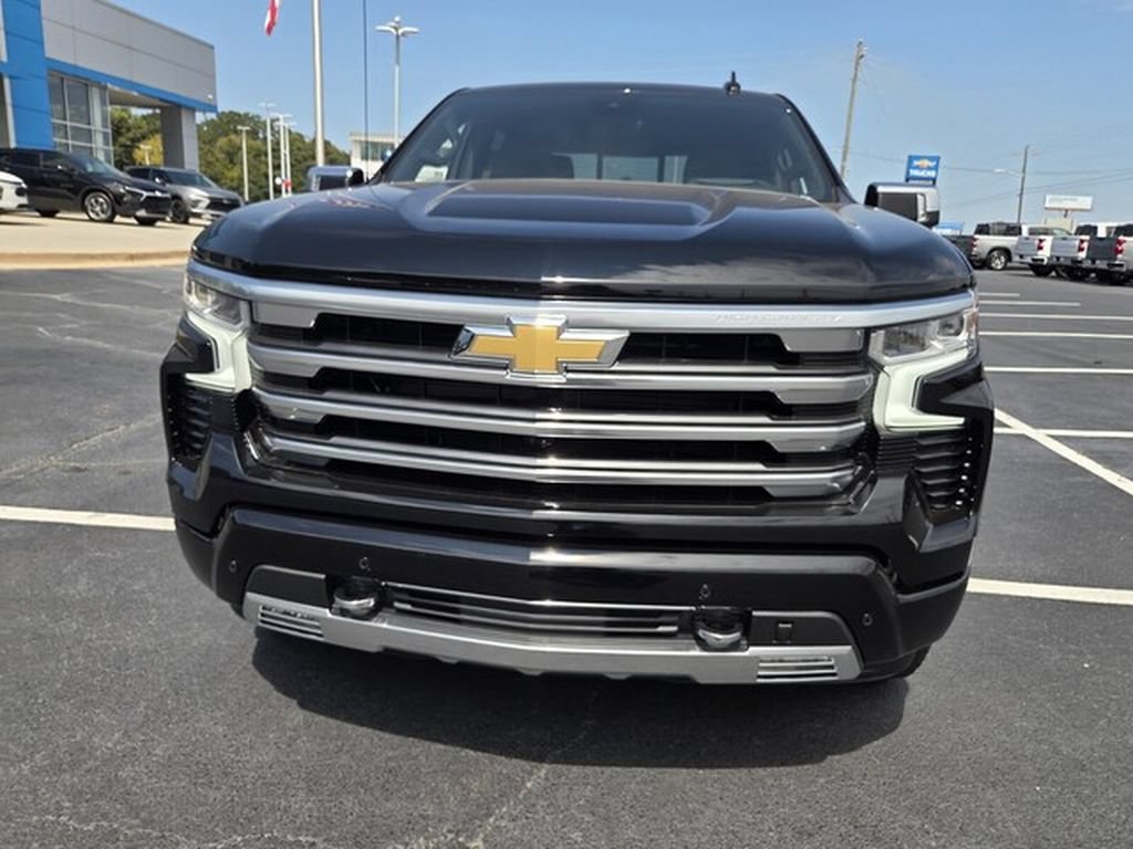 New 2026 Chevrolet Silverado 1500 High Country w/ Technology Package AWD/4WD image 10