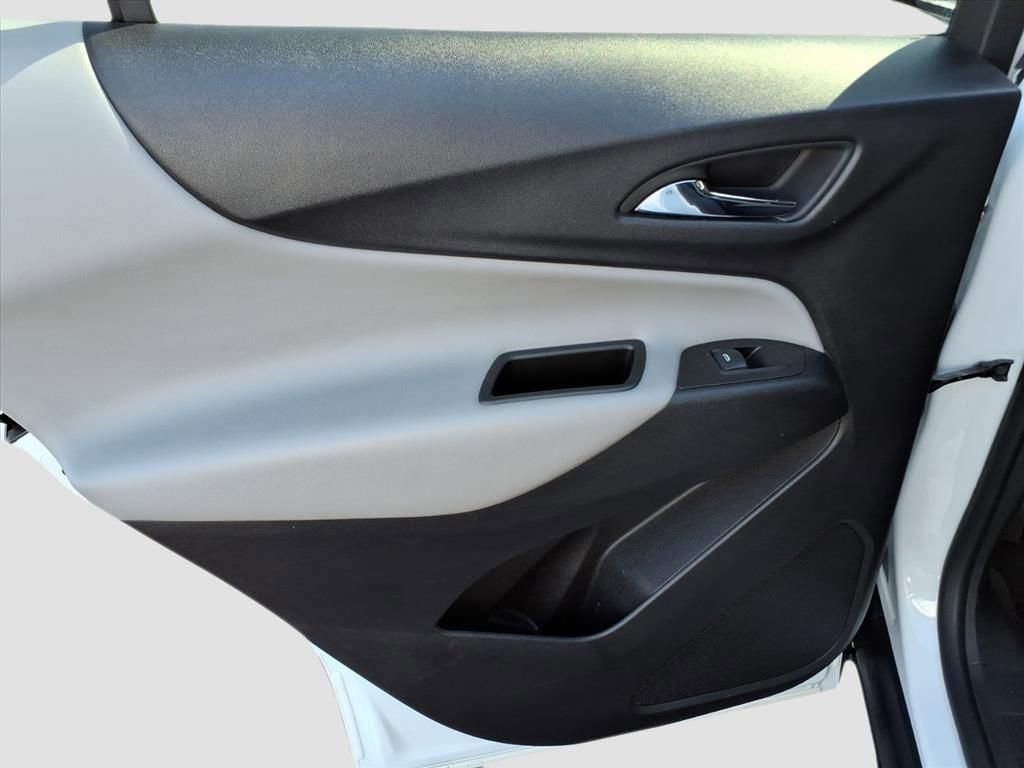 Used 2023 Chevrolet Equinox LT image 10