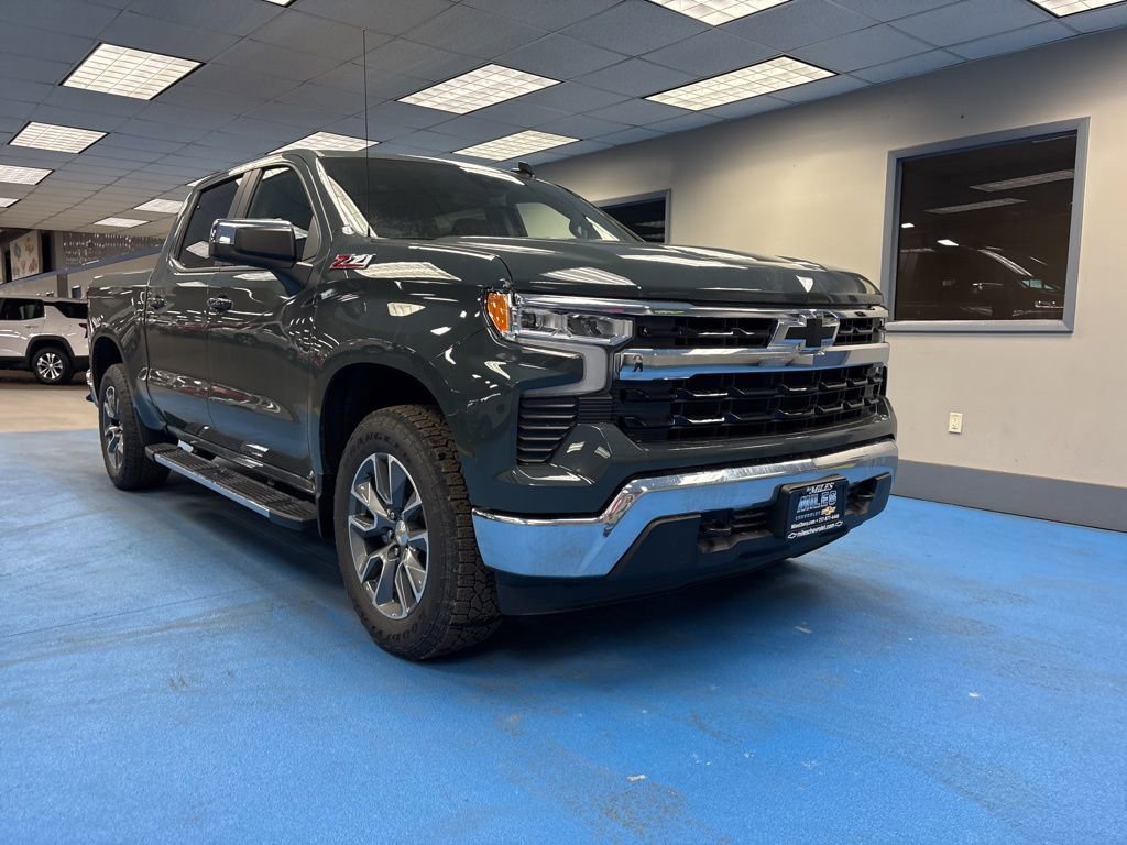 New 2026 Chevrolet Silverado 1500 LT video 1