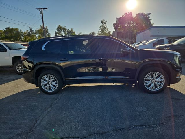 Used 2024 GMC Acadia Elevation FWD image 2