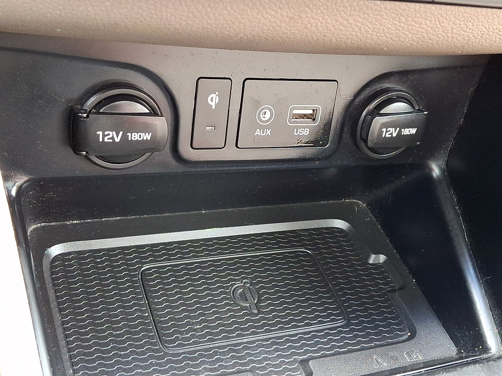 Used 2019 Hyundai Tucson Ultimate w/ Cargo Package FWD image 27