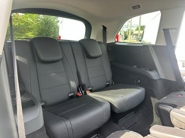 New 2026 Mercedes-Benz GLS 450 4MATIC image 42