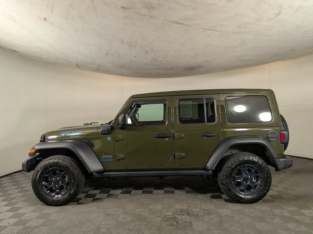 Certified 2023 Jeep Wrangler Unlimited w/ Sun & Screen Package AWD/4WD image 3
