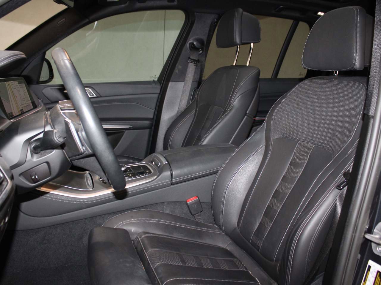 Certified 2022 BMW X5 sDrive40i w/ Premium Package RWD image 13