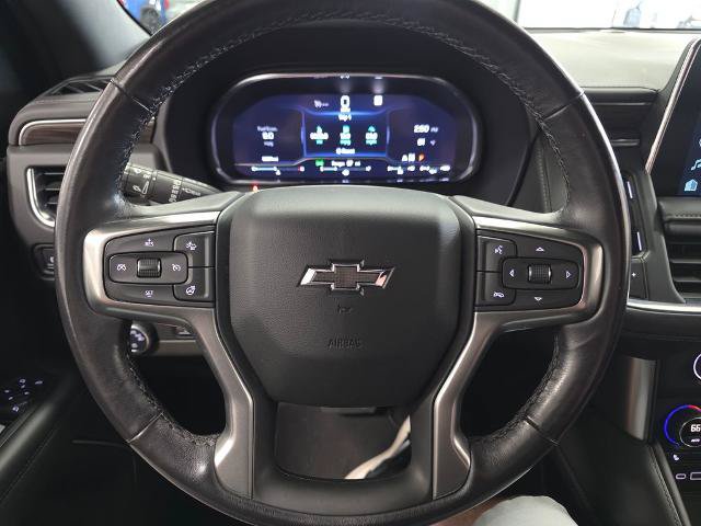 Used 2022 Chevrolet Tahoe Z71 w/ Luxury Package AWD/4WD image 16