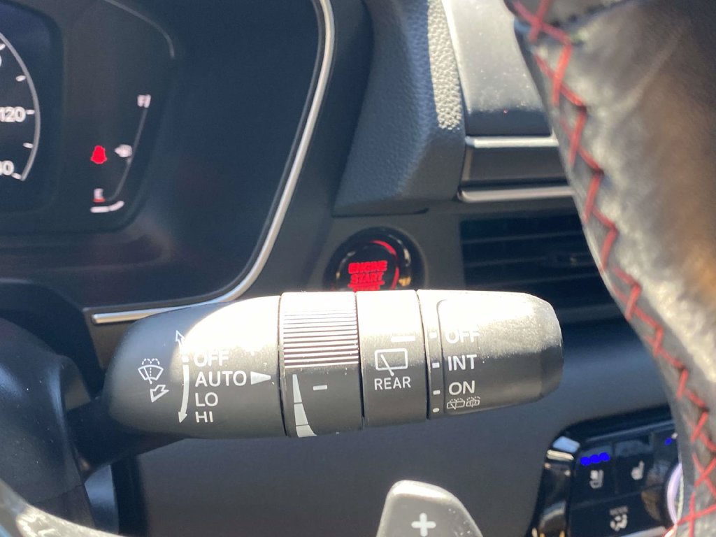 Used 2025 Honda Pilot Black Edition image 34