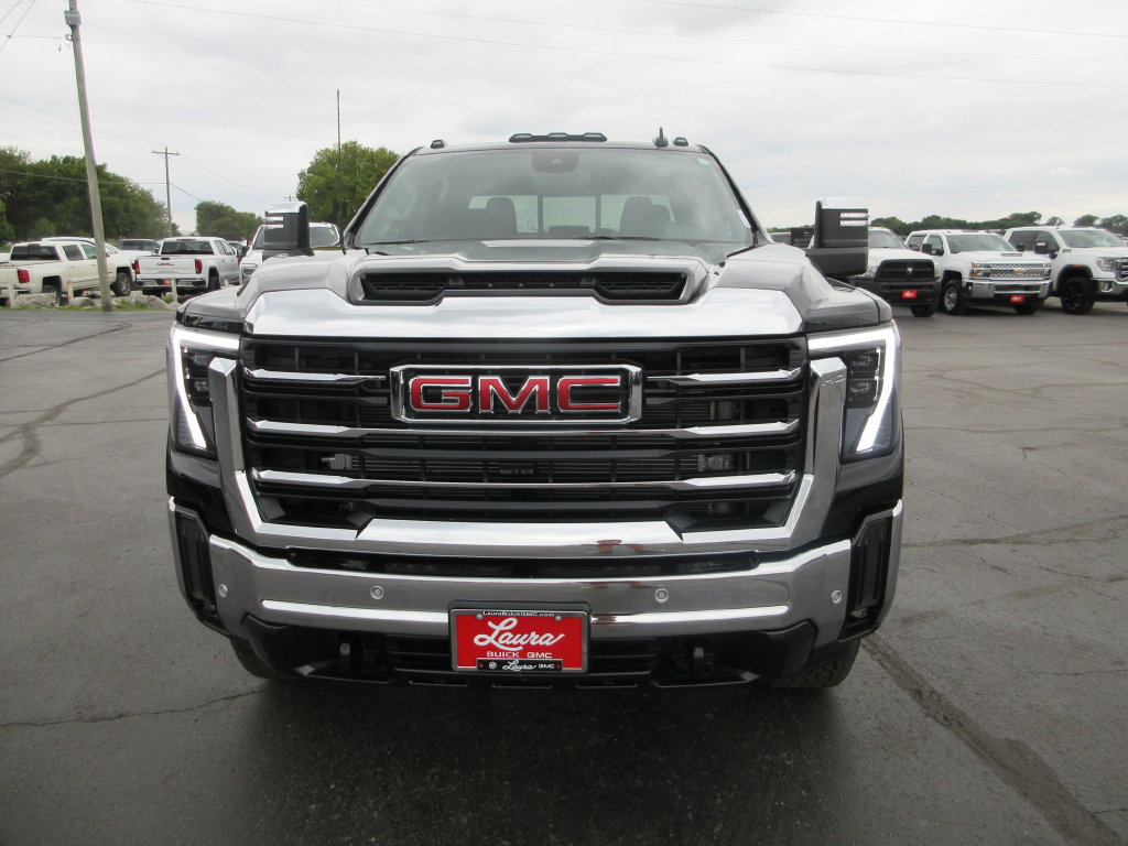 Certified 2025 GMC Sierra 2500 SLT w/ SLT Premium Package AWD/4WD image 15