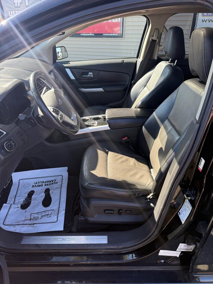 Used 2011 Ford Edge Sport w/ Canadian Touring Pkg AWD/4WD image 9
