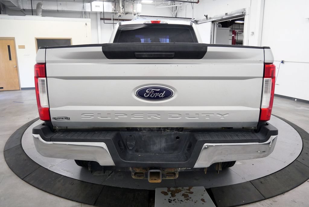 Used 2017 Ford F350 XL w/ STX Appearance Package AWD/4WD image 6