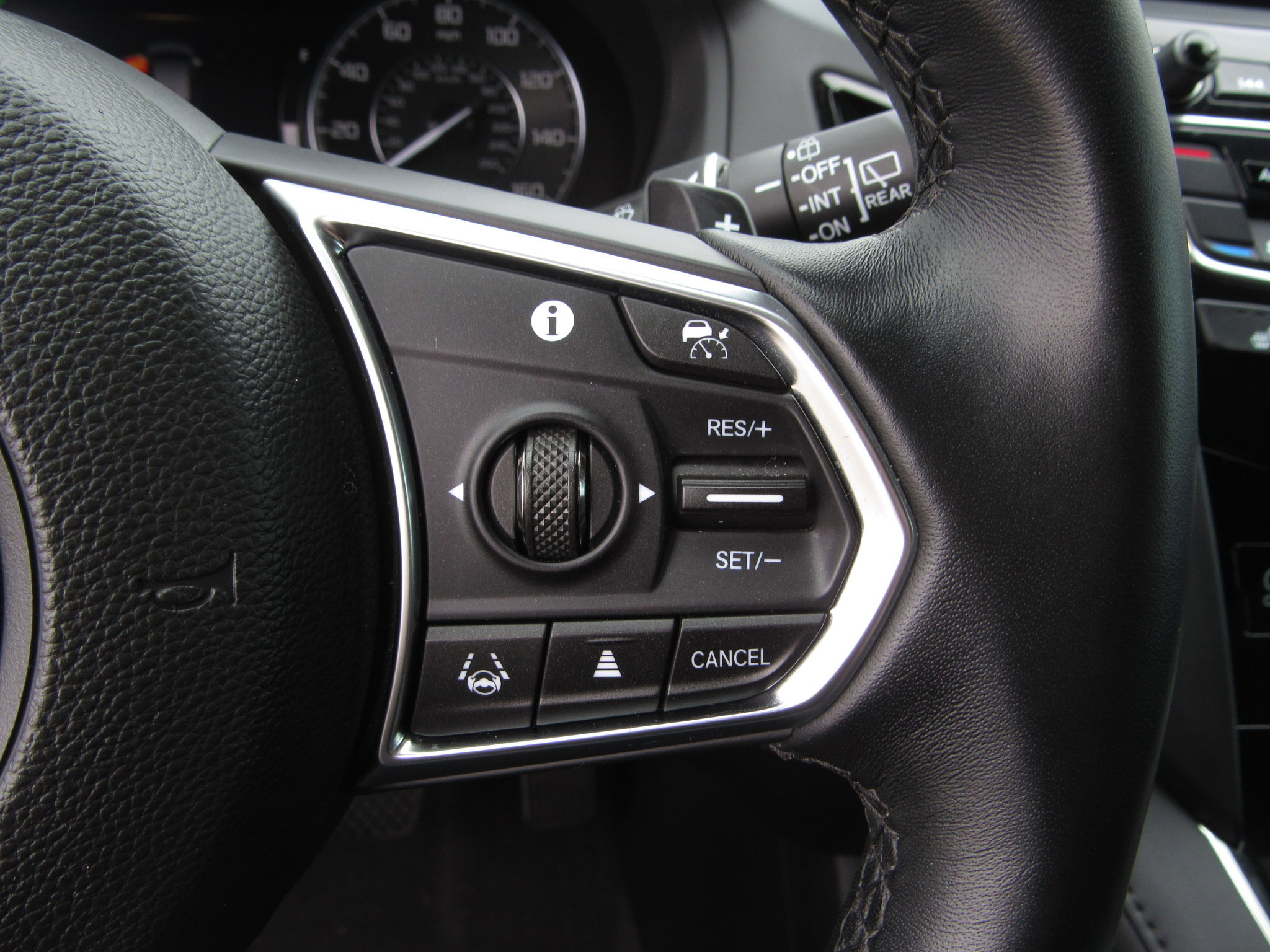 Certified 2024 Acura RDX SH-AWD image 28